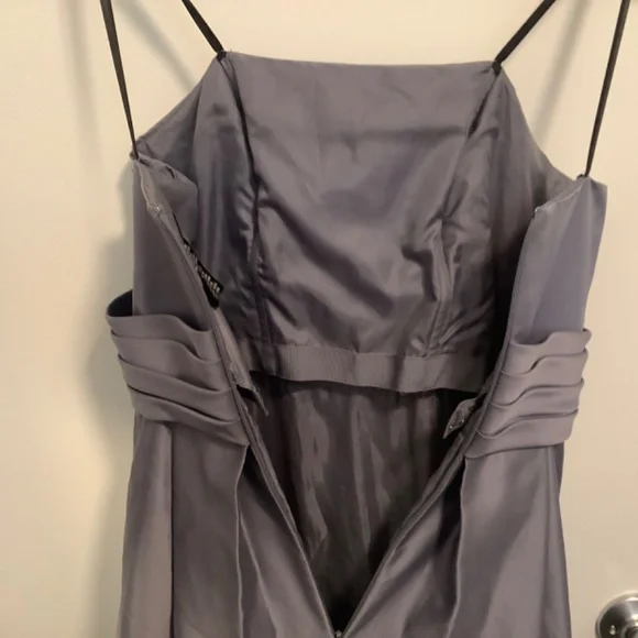 Nicole by Nicole Miller full length Ballgown, lilac, satin, strapless - Picture 7 of 7